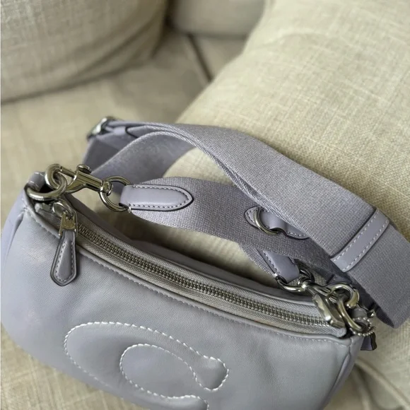 Coach Teri crossbody Bag puffy and quilted lilac leather - Picture 5 of 17